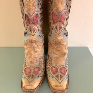 Corral Vintage Peace Boots 10.5